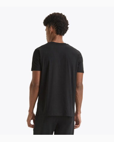 Camiseta Diadora con logo