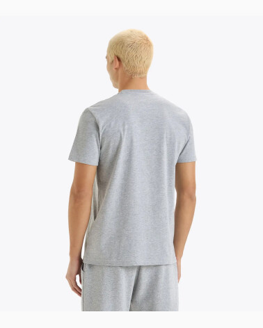 Camiseta Diadora con logo