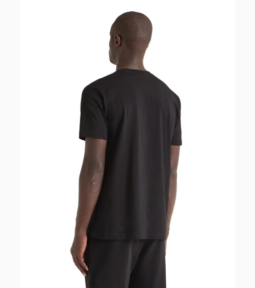 Diadora t-shirt with central logo