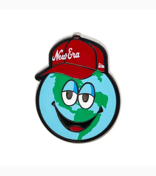 New Era set pins cappellino e personaggio