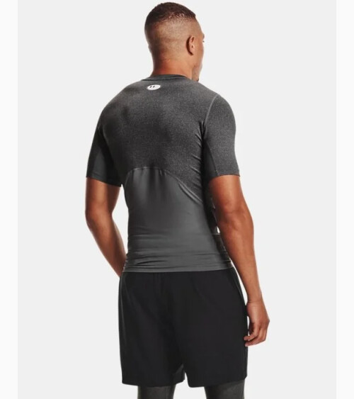 Under Armour Camiseta ajustada de manga corta