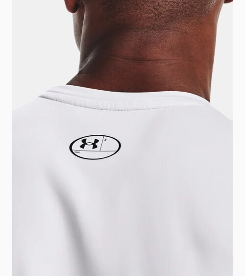 Under Armour fitted long sleeve shirt