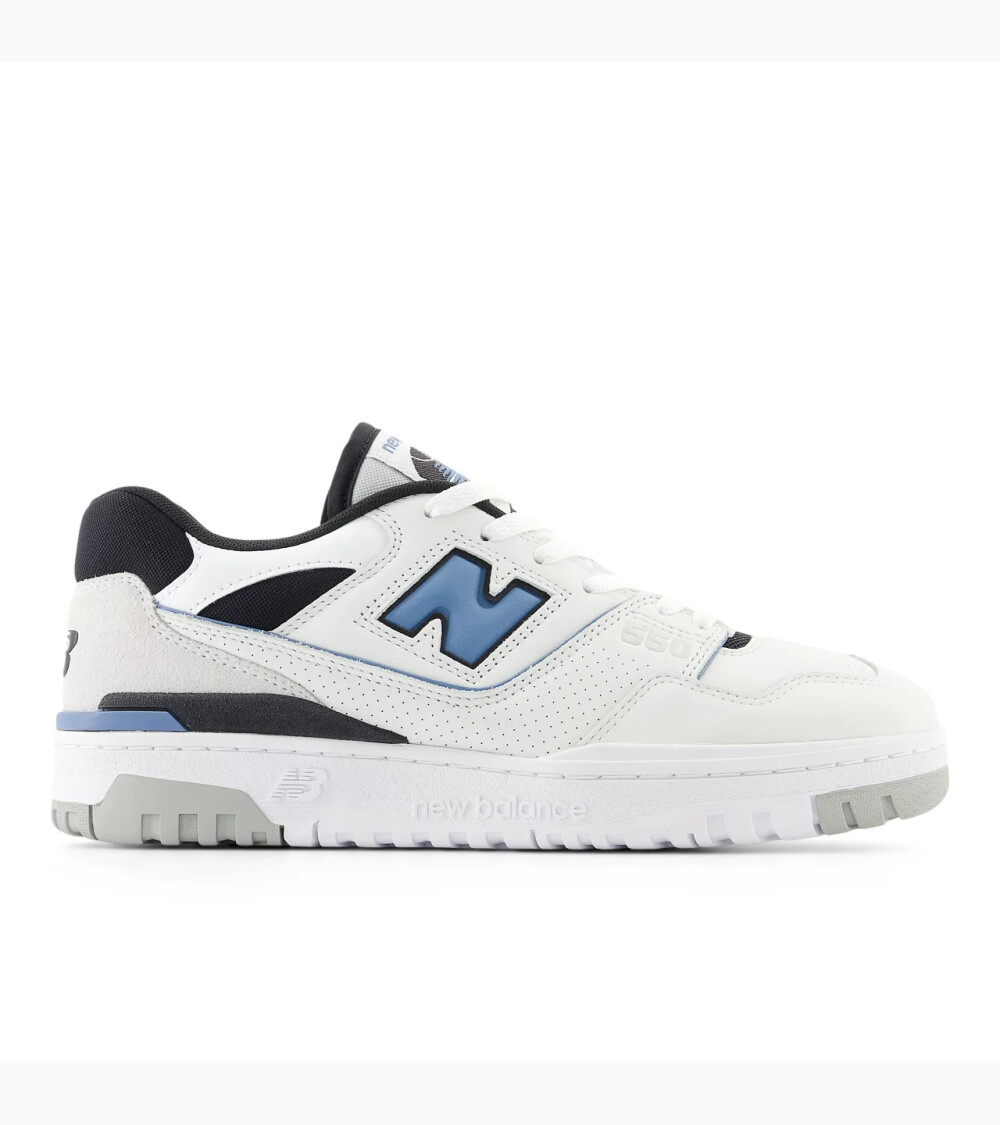 New Balance sneakers basse con suola spessa