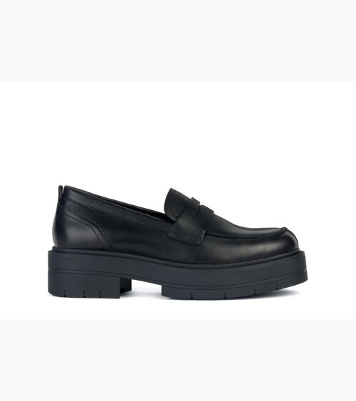 Mocassins Geox en cuir avec talon