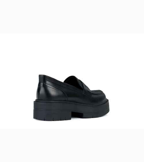 Mocassins Geox en cuir avec talon