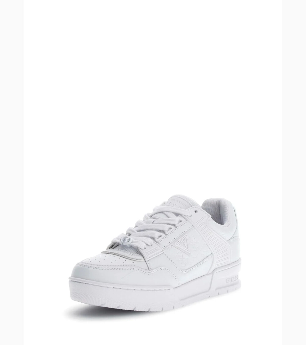 Guess Sneakers Clelia basse con lacci