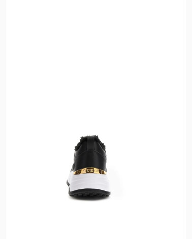 Guess low sneakers with laces