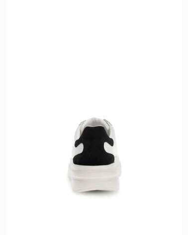 Guess sneakers basse con lacci