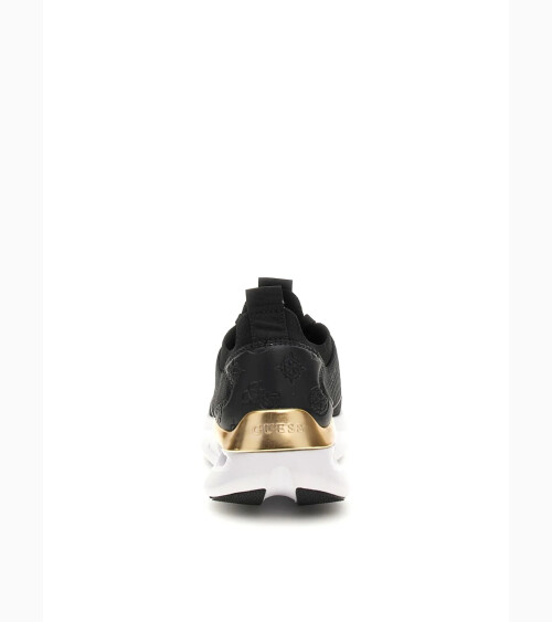 Hochschuh Sneakers von Guess aus Stoff mit Schnürung
