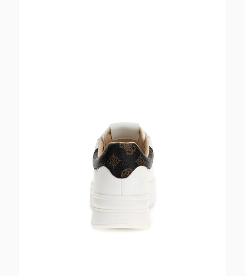Guess low sneakers with laces
