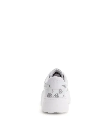 Guess baskets basses Queenz