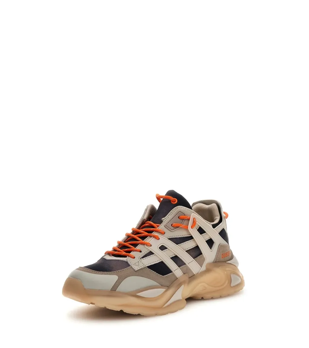 Guess baskets basses avec lacets