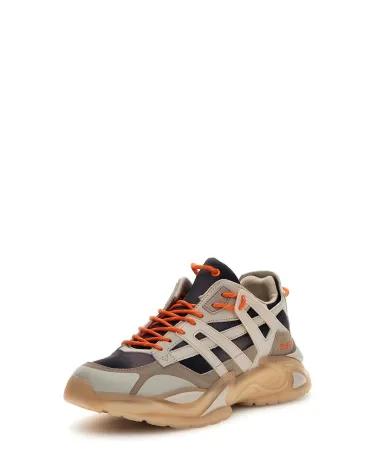 Guess baskets basses avec lacets