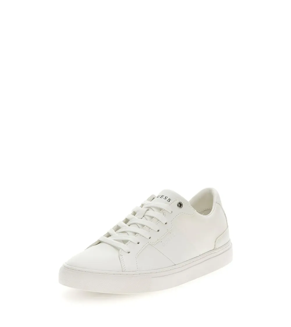 Guess baskets basses lacets