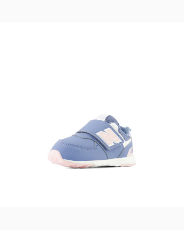 New Balance low top sneakers with Velcro closure