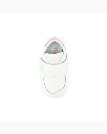 New Balance baskets basses avec fermeture à velcro