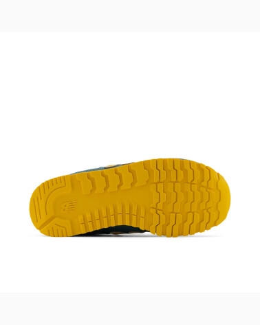 New Balance baskets basses avec velcro