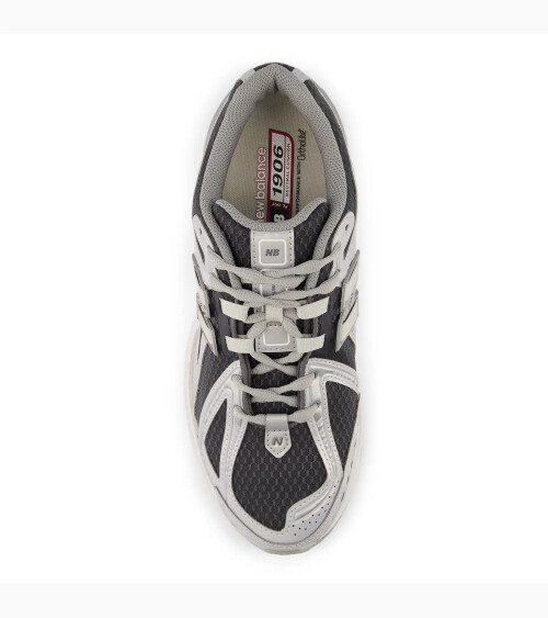 New Balance 1906 low sneakers