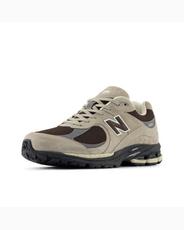 New Balance low top suede sneakers