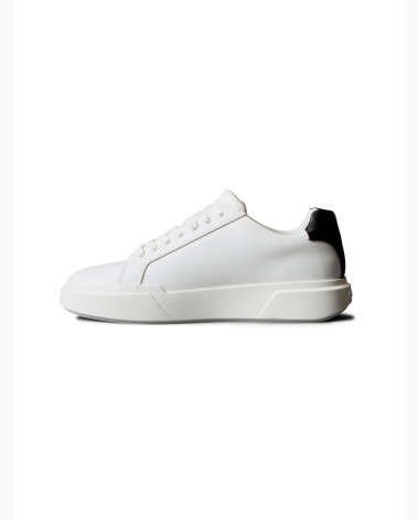 Calvin Klein baskets basses avec semelle épaisse