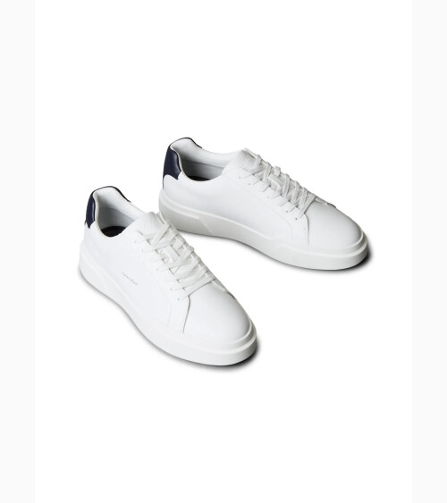 Calvin Klein baskets basses avec semelle épaisse