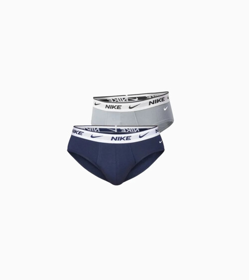Nike briefs with elastic waistband