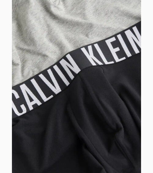 Calvin Klein ensemble boxers courts