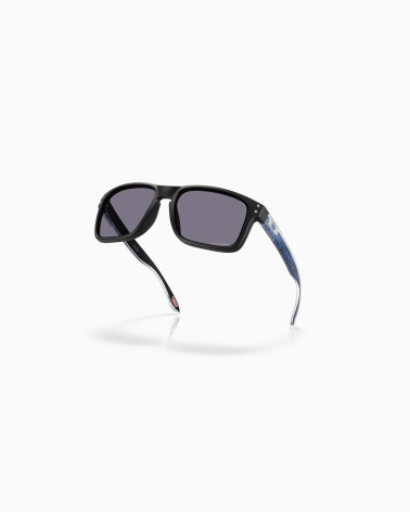 Oakley Holbrook sports sunglasses