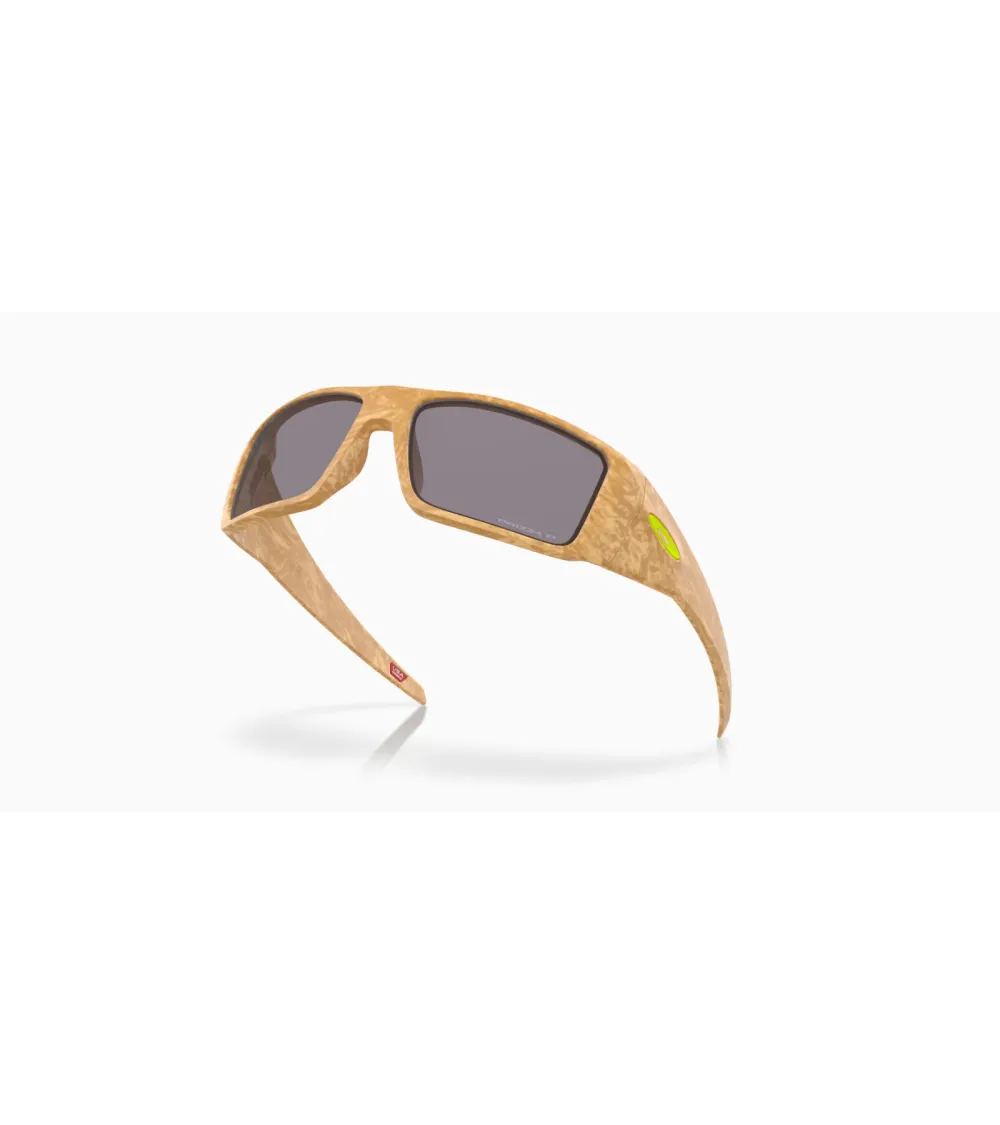 Oakley Heliostat sports sunglasses