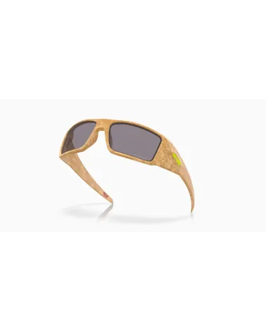 Oakley Heliostat sports sunglasses