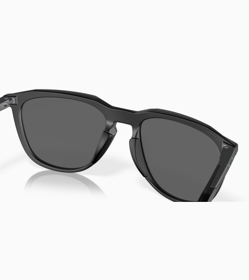 Oakley Thurso lunettes soleil sportives