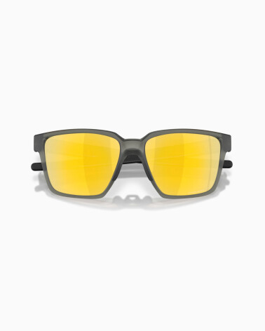 Sporty Oakley rectangular sunglasses