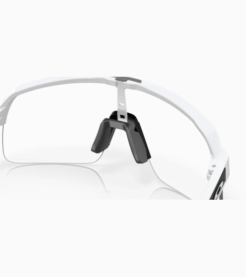 Lunettes de soleil sportives Oakley Sutro Lite