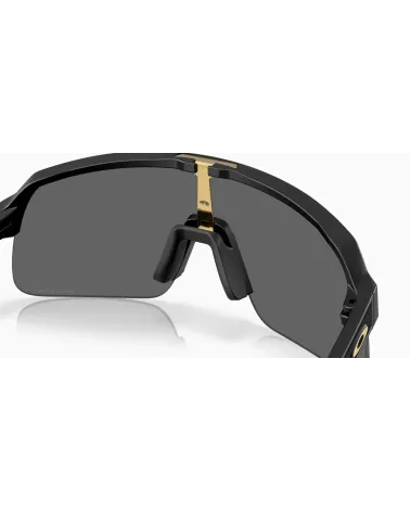 Oakley Sutro Lite S sports sunglasses