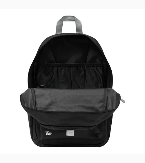 New Era sac à dos MLB avec patch et poches extérieures