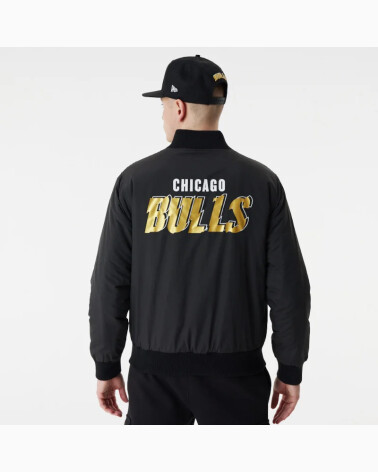 New Era Jacke Logo