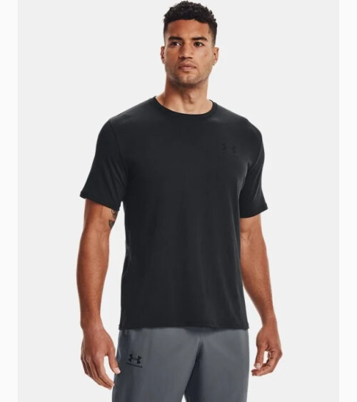 Under Armour Short Sleeve T-shirt