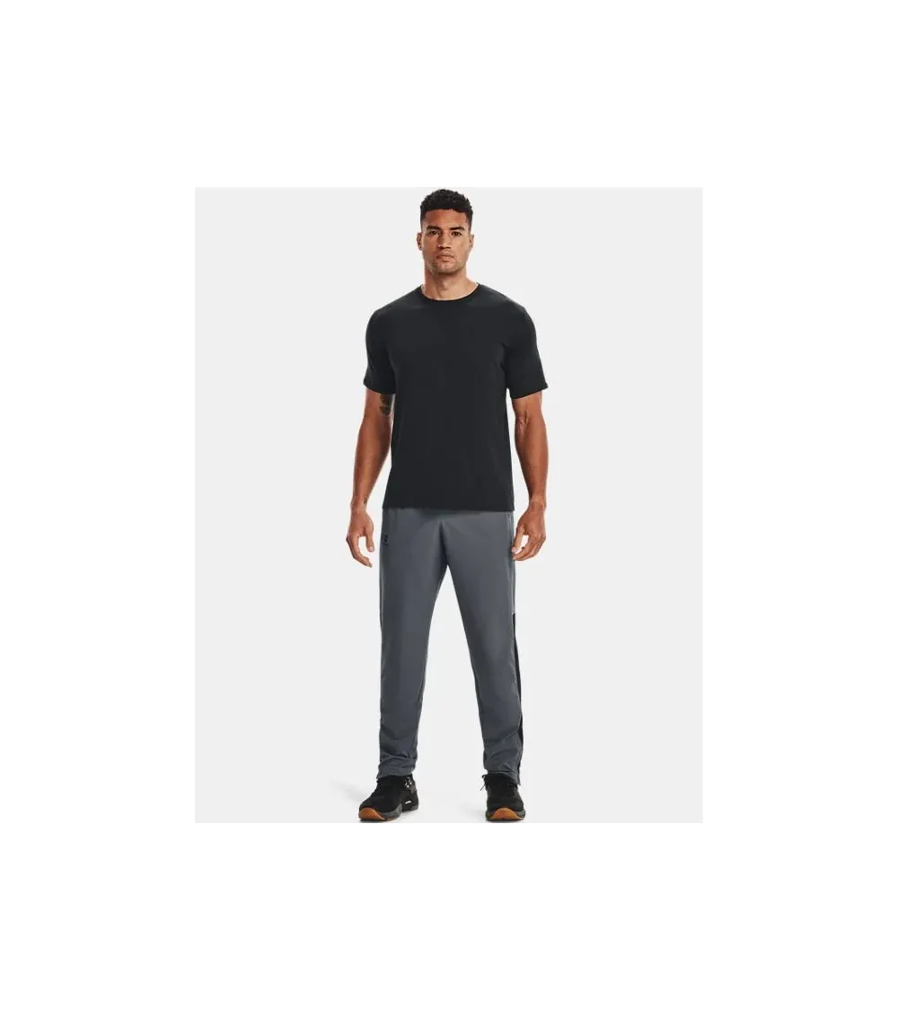 Under Armour T-Shirt mit kurzen Ärmeln