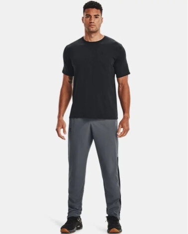 Under Armour Short Sleeve T-shirt
