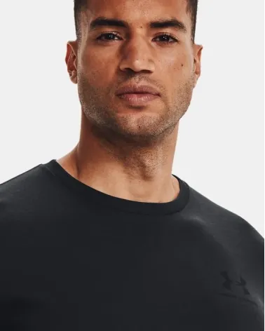 Under Armour T-Shirt mit kurzen Ärmeln