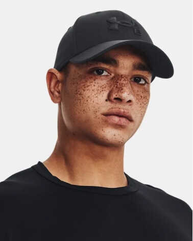 Under Armour gorra de seis paneles con visera