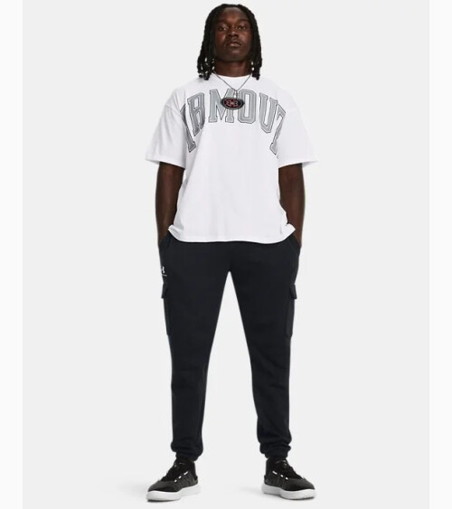 Under Armour pantaloni cargo con tasche