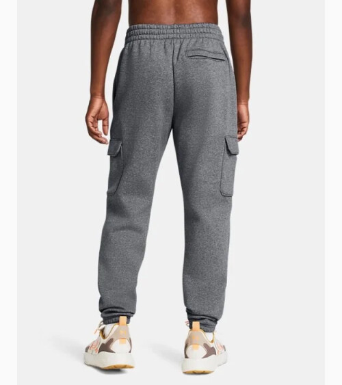 Under Armour cargo pants with pockets