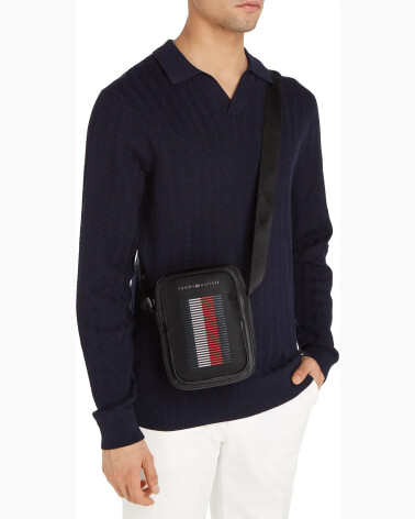 Tommy Hilfiger backpack with front pocket