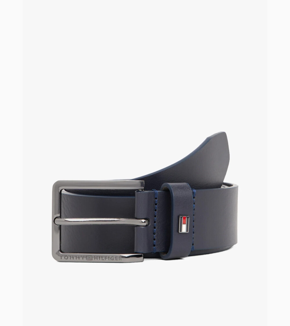 Tommy Hilfiger leather belt with buckle