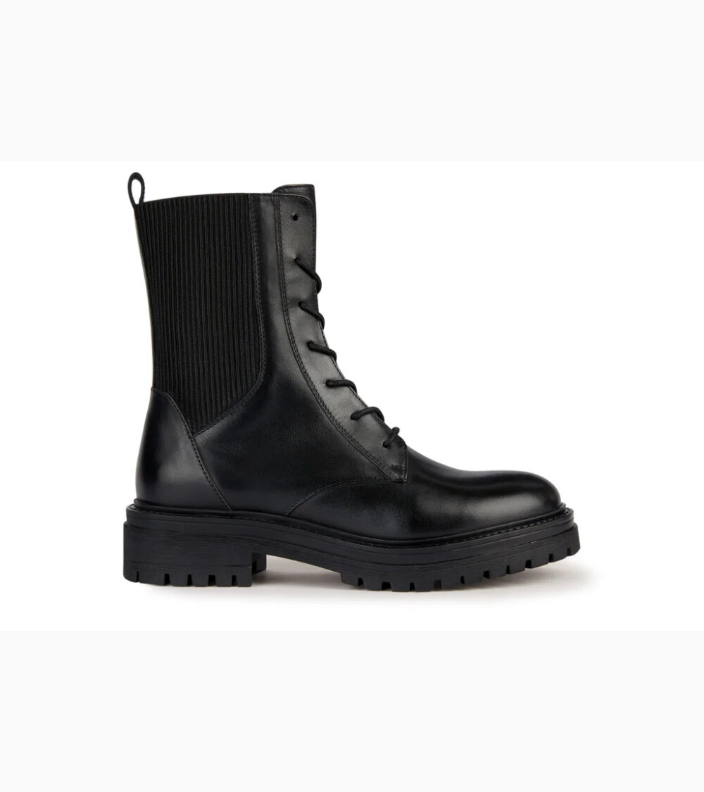 Botines Geox con cordones y tacón bloque