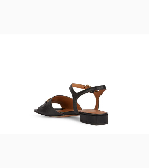 Sandali Geox con fascette e tacco basso