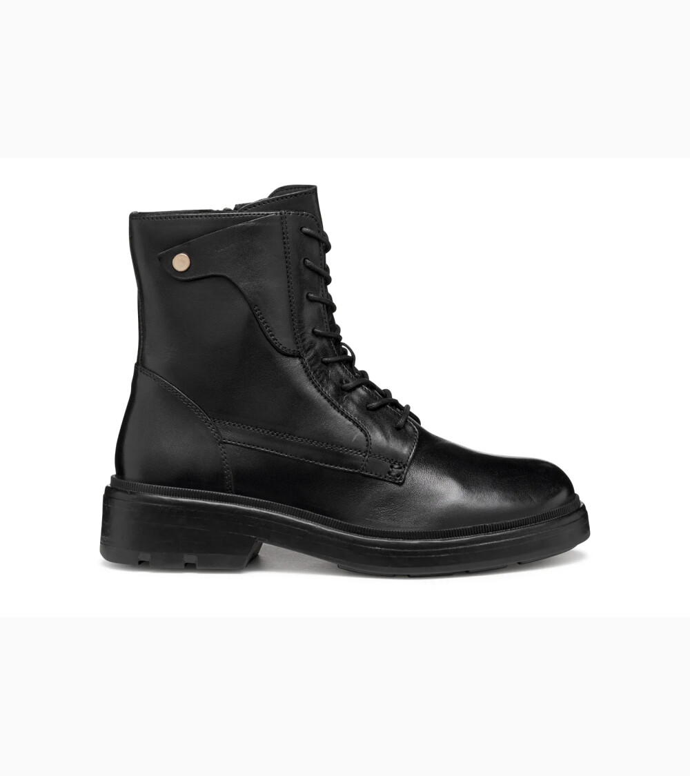 Geox Stiefel mit Schnürung