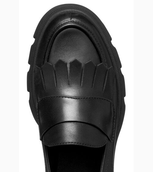 Geox moccasin fringe and high sole