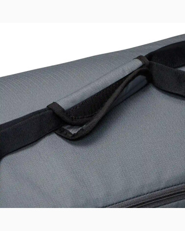 Nike Brasilia 9.5 sac de sport avec poignées et bandoulière